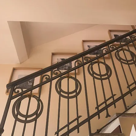 La 4*